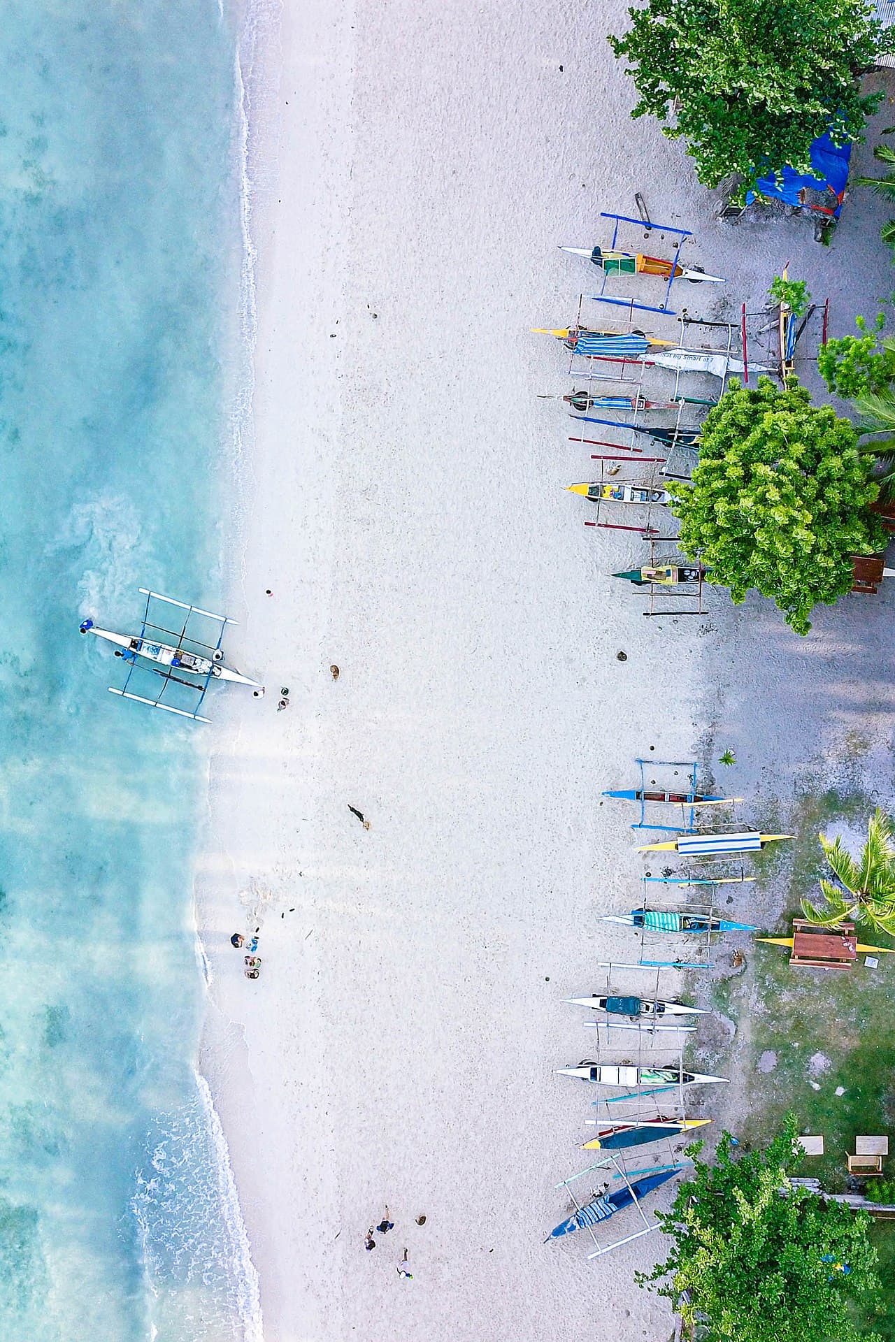 Lambug Beach (Badian)
